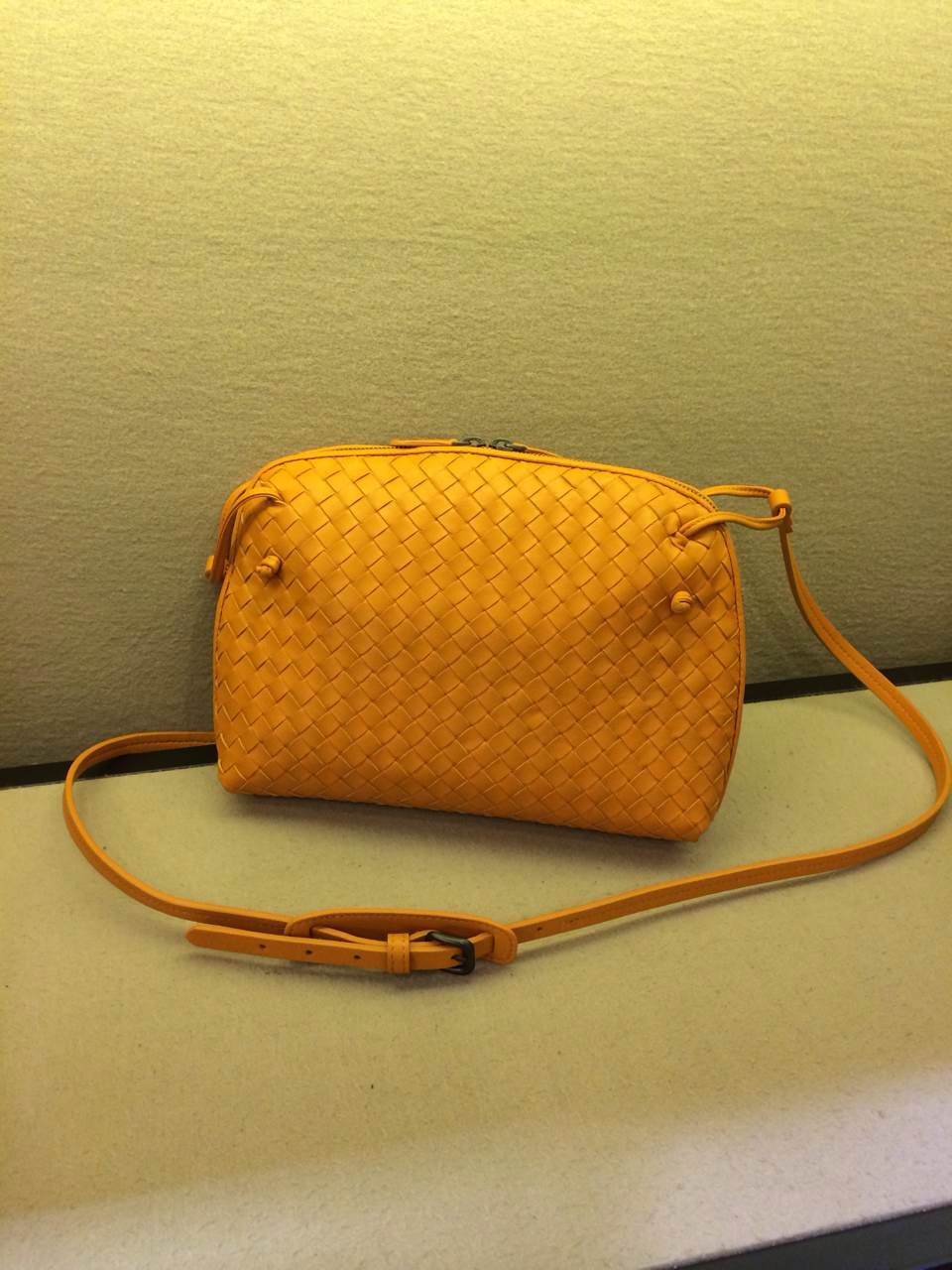 奢侈品包包 宝缇嘉 BV编织包 进口羊皮原版皮 姚笛款 橙黄色